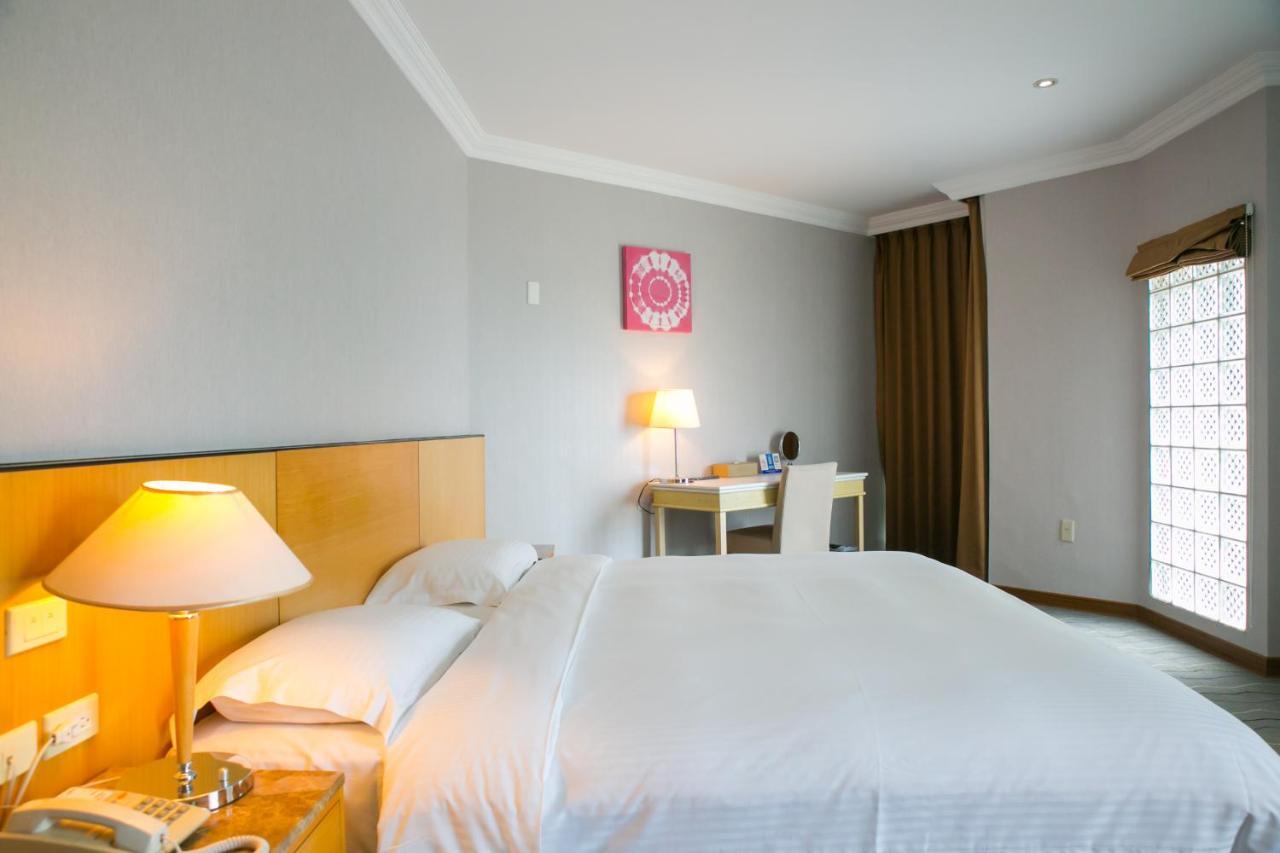 Jiaoxi-The Riverside Hotel Esterno foto